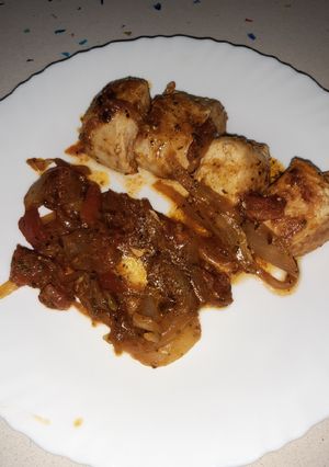 Una foto de Solomillo de pavo encebollado