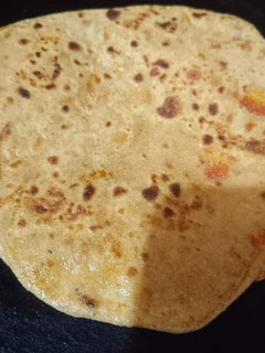 मिक्स वेज पराठा (Mix veg paratha recipe in hindi) रेसिपी मुख्य फोटो