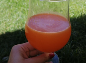 Una foto de Jugo de Zanahoria 🥕🥕