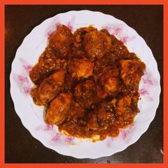 A picture of Crispy Chicken in Red Sauce.