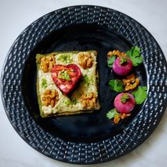 A picture of Grilled Stuff Cottage Cheese nutty Platter.