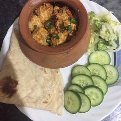 Chicken handi A picture of Chicken handi.
