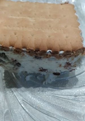 Φωτογραφία της συνταγής Παγωτό sandwich με ζαχαρούχο γάλα και σταγόνες σοκολάτας