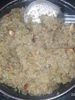 लौकी का हलवा(Lauki ka halva recipe ine Hindi) रेसिपी मुख्य फोटो