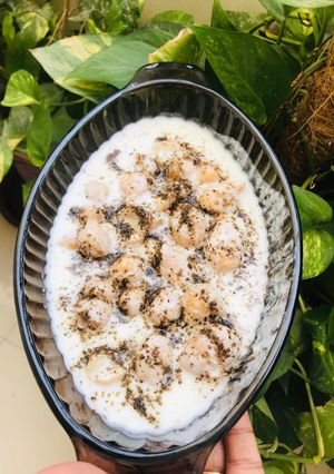 A picture of Meethay dahi baray.