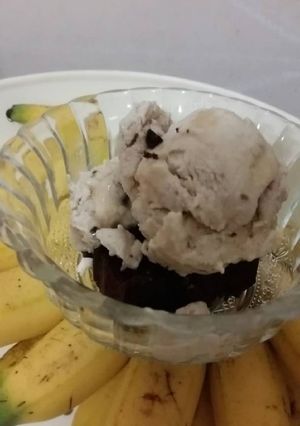 Foto resep Banana Ice Cream with Choco chips & Caramel Sauce