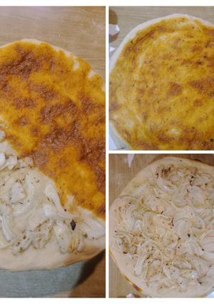 Una foto de Pizzas caseras de tomate y de cebollas