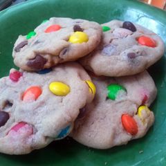 A picture of Soft-baked M&M/Chocolate Chip Cookies.