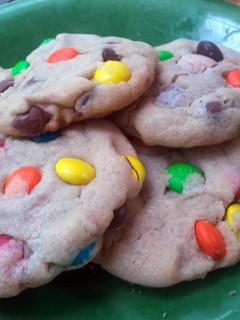 A picture of Soft-baked M&M/Chocolate Chip Cookies.