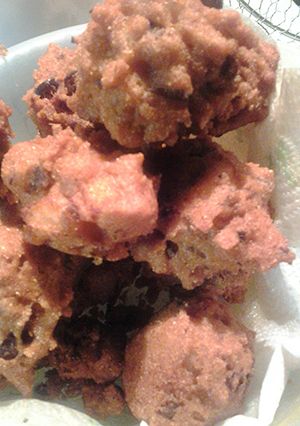 A picture of Potato jalapeño balls.