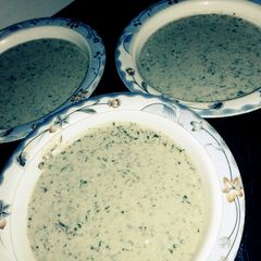 A picture of Podiny Ki chutney / Green sauce.
