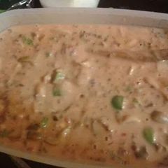 A picture of Cheesy beef taco dip.