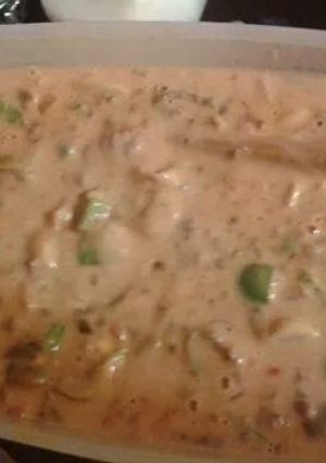 A picture of Cheesy beef taco dip.