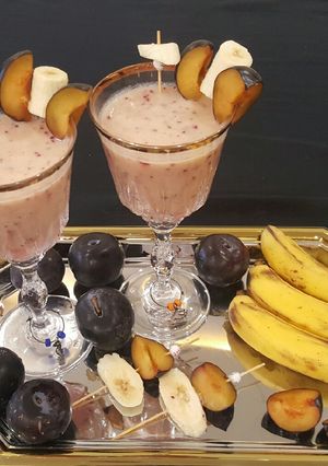A picture of Ginger n plum smoothie.