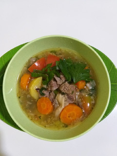 Foto resep Sop Daging Sapi Uenaaak