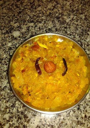 A picture of Watermelon rind curry.