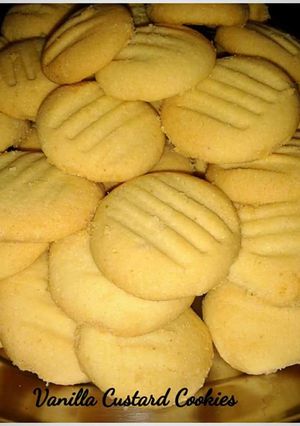 A picture of Vanilla custard cookies.