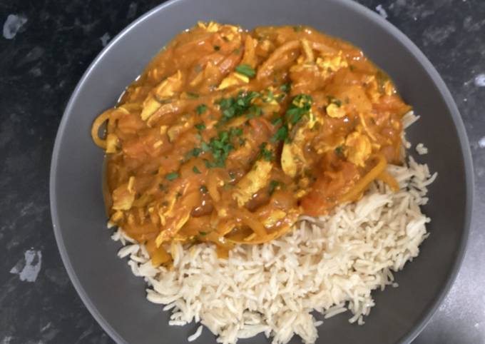 Leftover Chicken Curry Recipe by Janie Lightly - Cookpad
