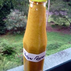 A picture of Yellow Pepper Sauce.
