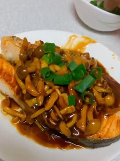 蘑菇照燒鮭魚 的食譜成品照片