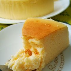 A picture of Moist and Rich Half-Baked Souffle Cheesecake.
