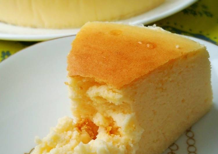 How to Prepare Appetizing Moist and Rich Half-Baked Souffle Cheesecake