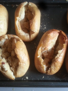 A picture of cheats garlic bread.