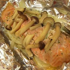 A picture of Easy Basic Foil-Baked Salmon.