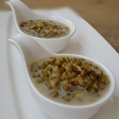 A picture of Mung Bean DessertWith Coconut Milk.