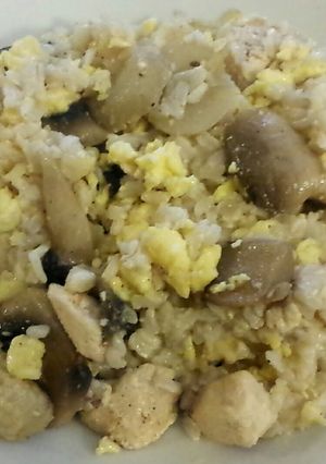 A picture of Chicken Fried Rice.