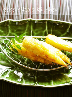A picture of Deep Fried Fresh Young Corn.