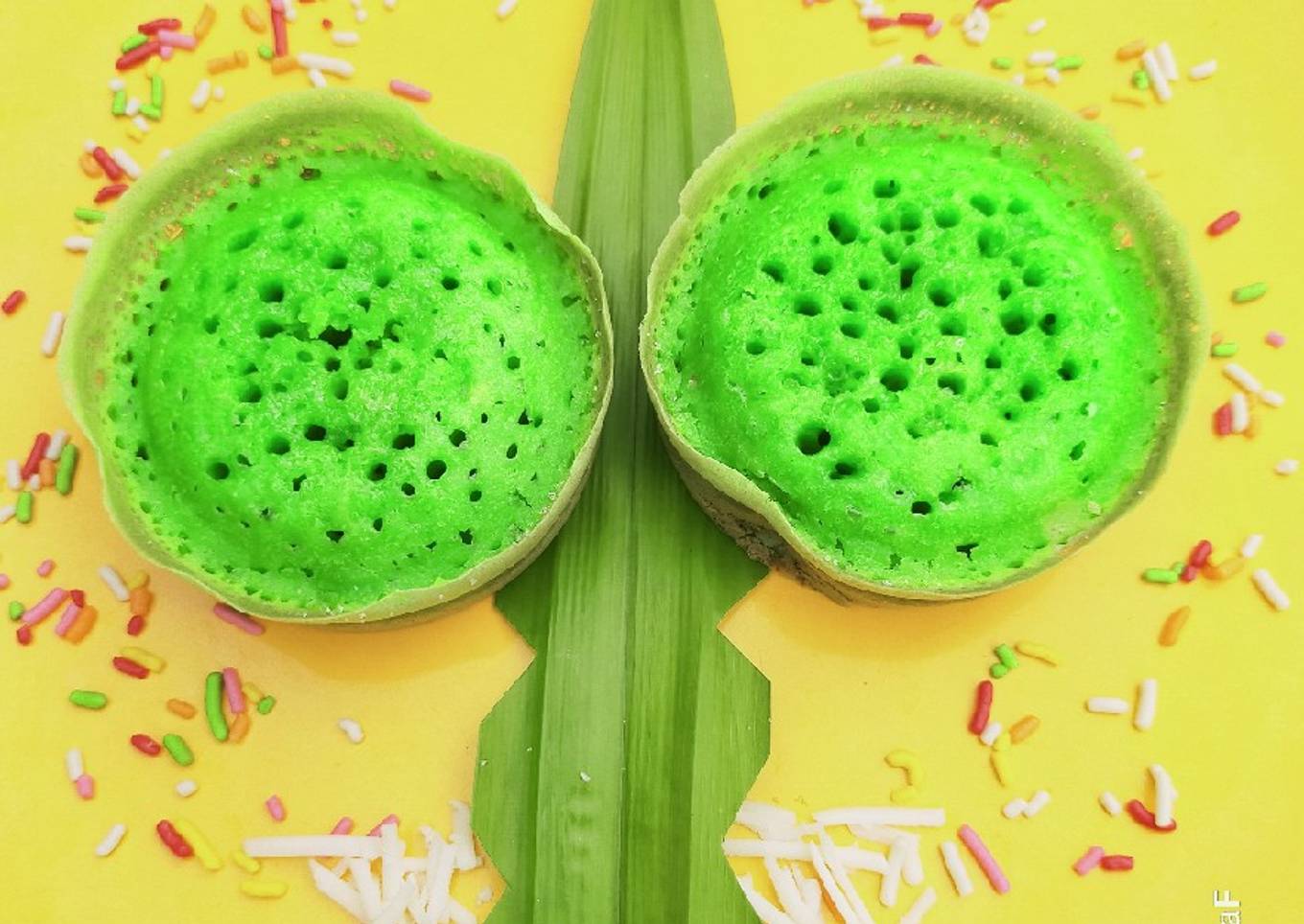 Martabak manis/terang bulan mini pandan - resep kuliner nusantara