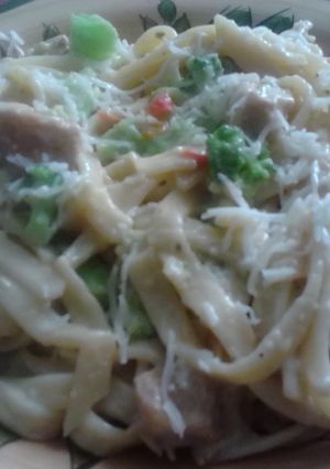A picture of Chicken and Broccoli Alfredo Casserole..