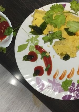 गुजराती खमन(gujarati khaman recipe in hindi) रेसिपी मुख्य फोटो