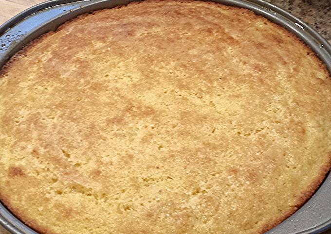 Moist & sweet buttermilk corn bread