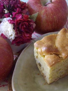 A picture of Easy Apple Cake.