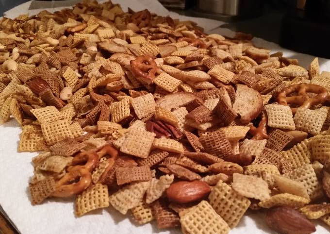 Easy Yummy Mexican Cuisine Chex Party Mix - Traditional