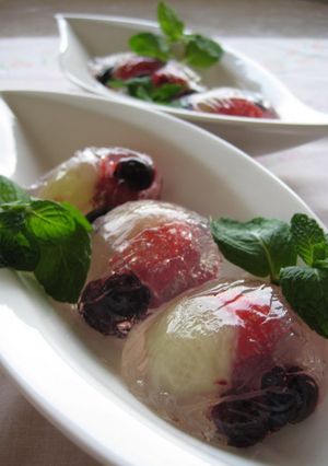 A picture of Soda and Fruit Jello Drops.
