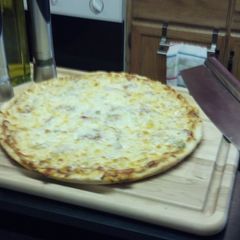 A picture of Pesto pizza by goober87.