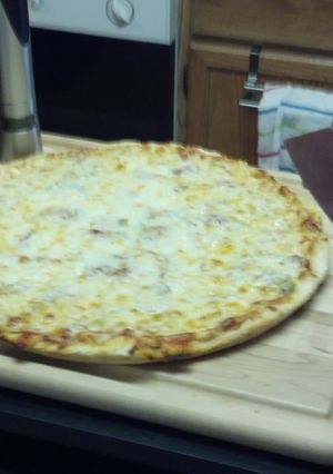 A picture of Pesto pizza by goober87.