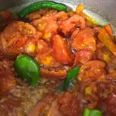 A picture of Chat put timater chutney.