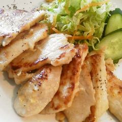A picture of Sautéed Chicken Breast For Bento Or Lunch.