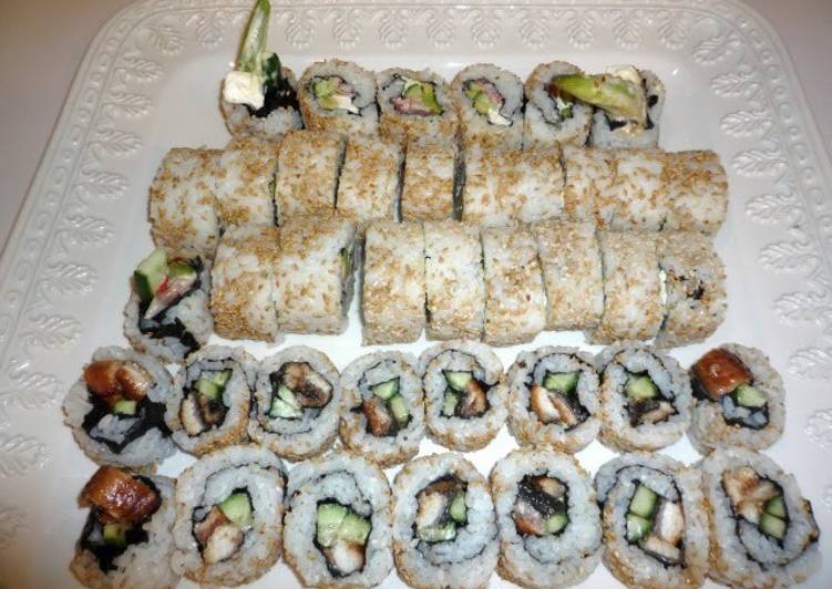 Easiest Way to Prepare Perfect California Rolls (Popular in the States)