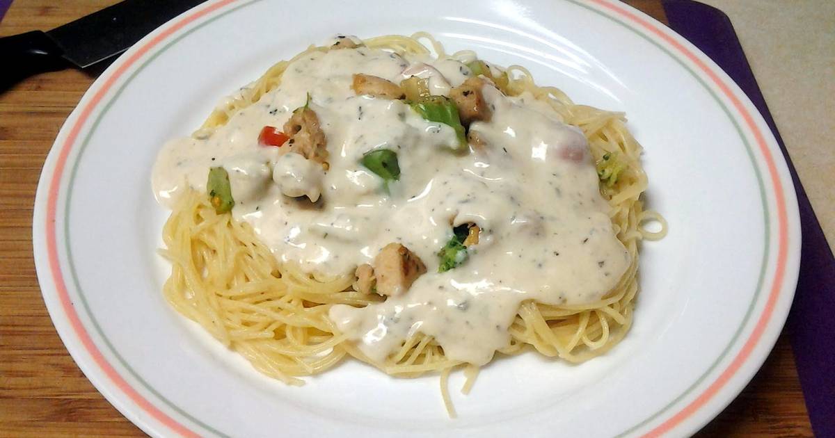 Chicken Broccoli w. Buttermilk Herb Alfredo Recipe by CasualCookBilly