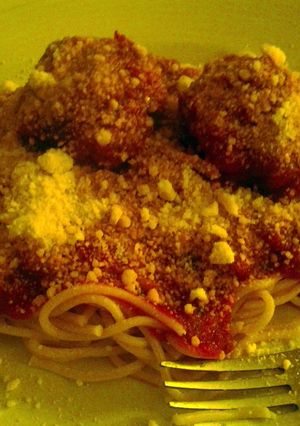 A picture of Spaghetti & Meatballs.