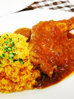 A picture of Bone-In Chicken Curry.