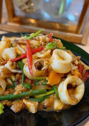 รูปของ หมึกผัดไข่เค็ม +หมูสับหน่อยๆ😂