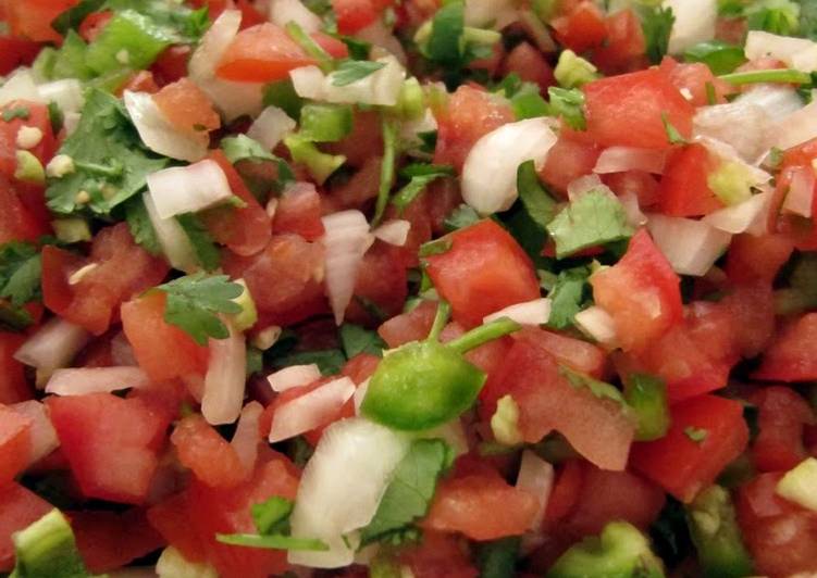 How to Prepare Favorite pico de gallo salsa