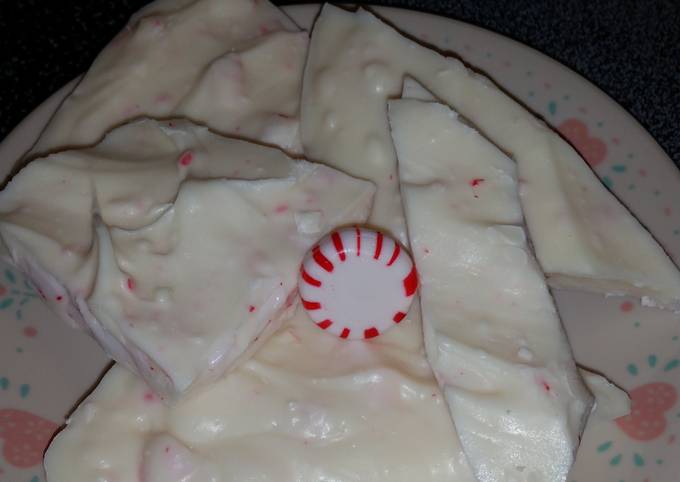 Paula Deen's Peppermint Bark