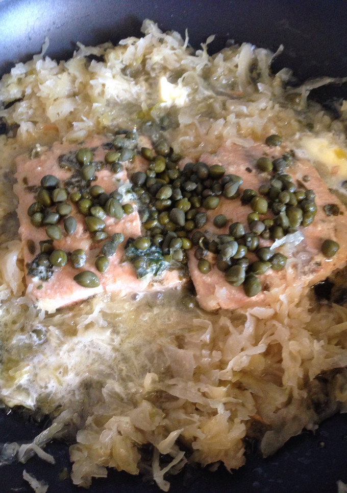 A picture of Basil Salmon With Capers and Avocados.